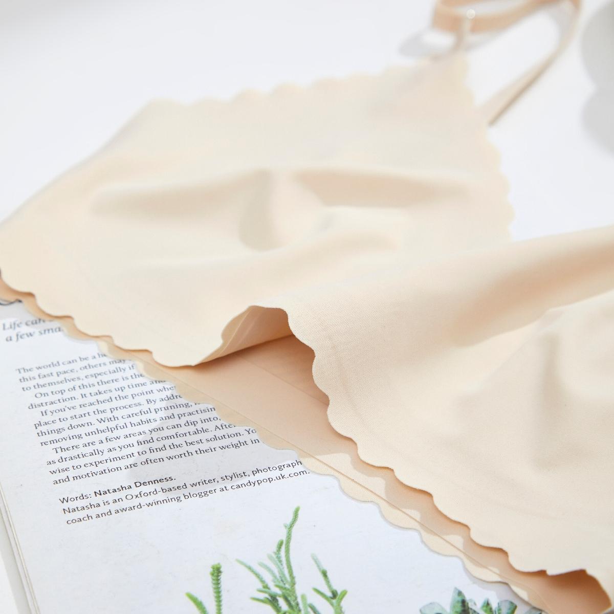 扇形下擺無鋼圈聚攏文胸